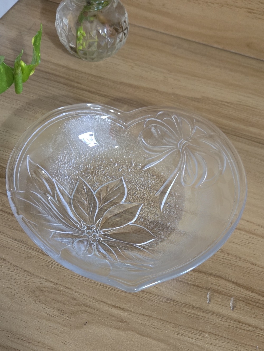 Clear Glass Heart-Shaped Poinsettia And Ribbon Candy Dish